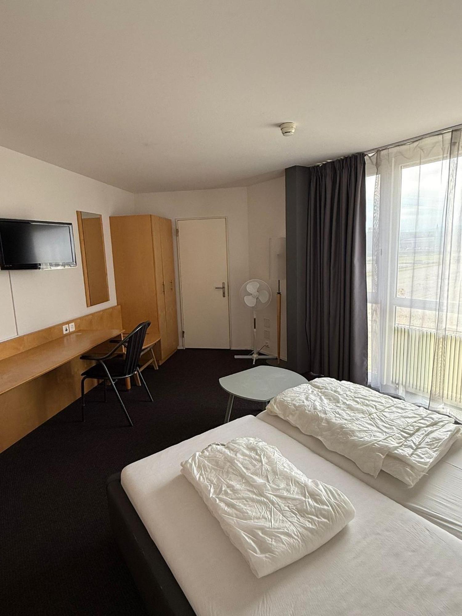 Hotel East End Frauenfeld Ngoại thất bức ảnh
